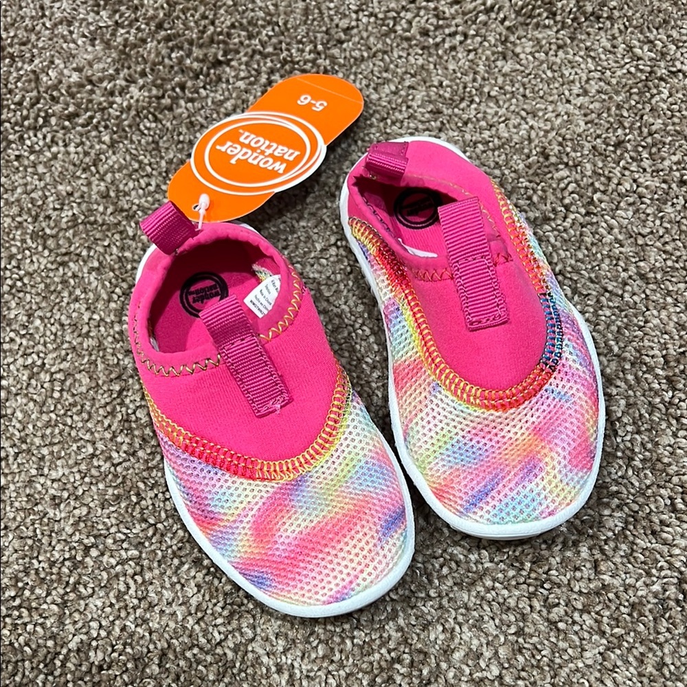 WONDER NATION Pink Water Shoes with Tie-Dye Design 5-6